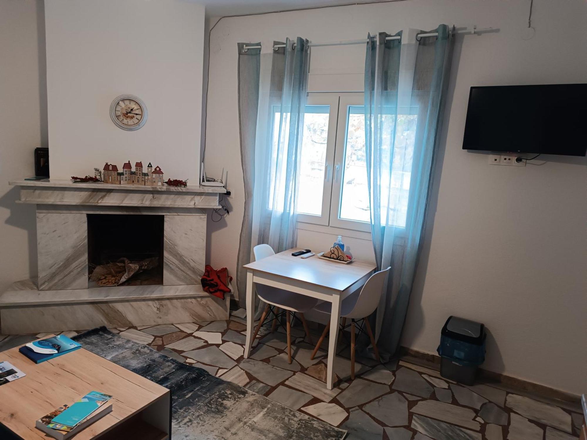Studio Με Όλες Τις Ανέσεις Vétrina Екстериор снимка